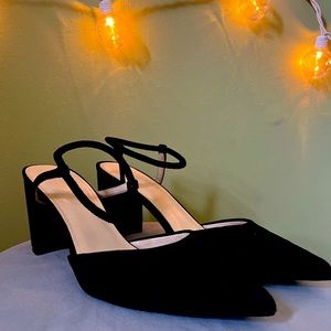 Black 8 1/2 Marc Fisher Heels